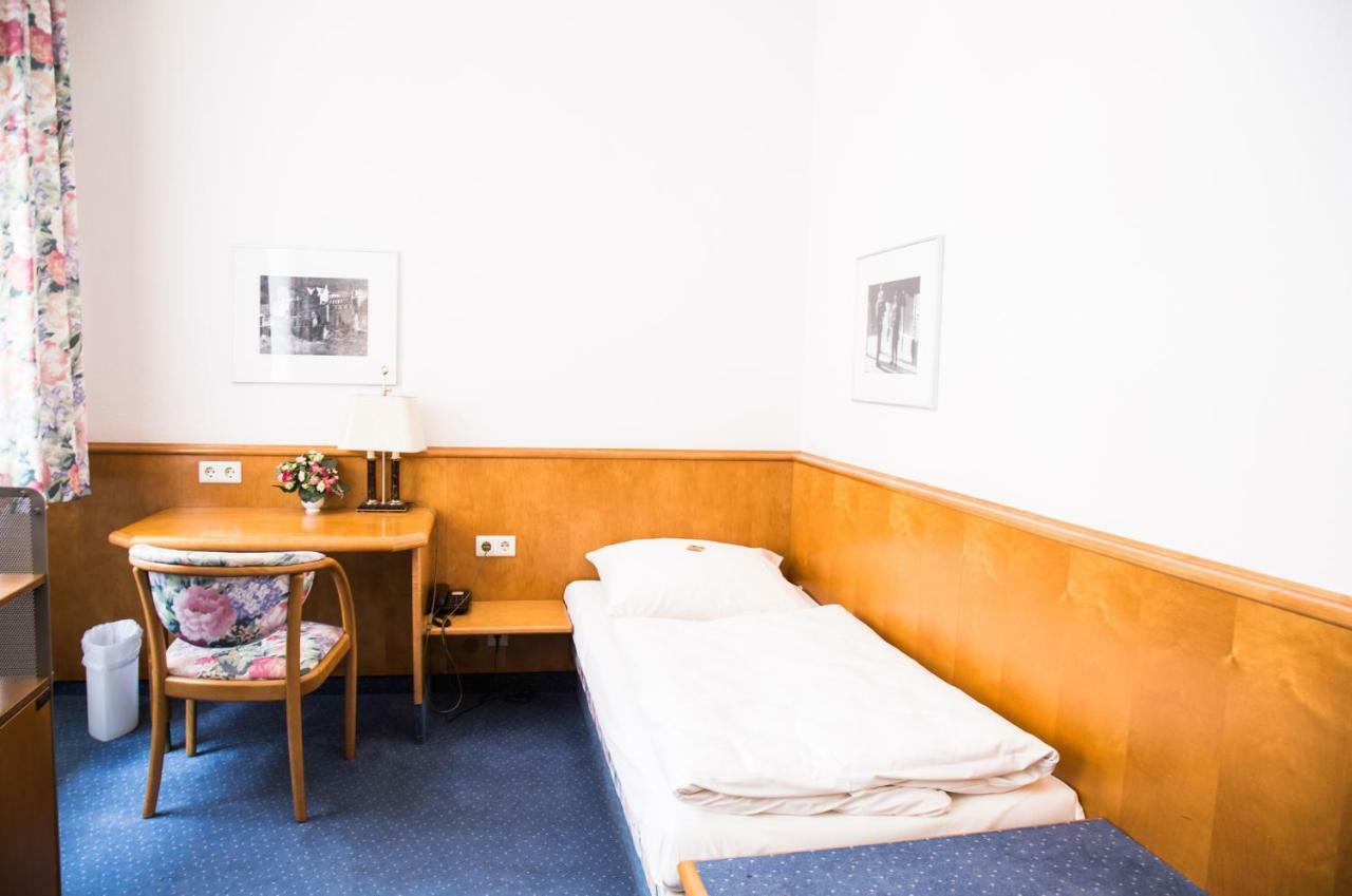 Hotel Am Rathaus Heidelberg Zewnętrze zdjęcie